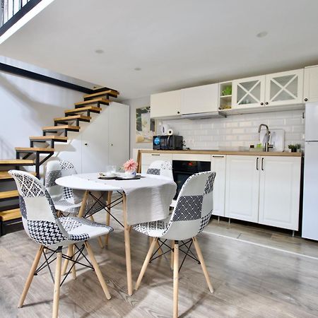 Studio Apartment By Hi5- Rozsa Street Boedapest Buitenkant foto