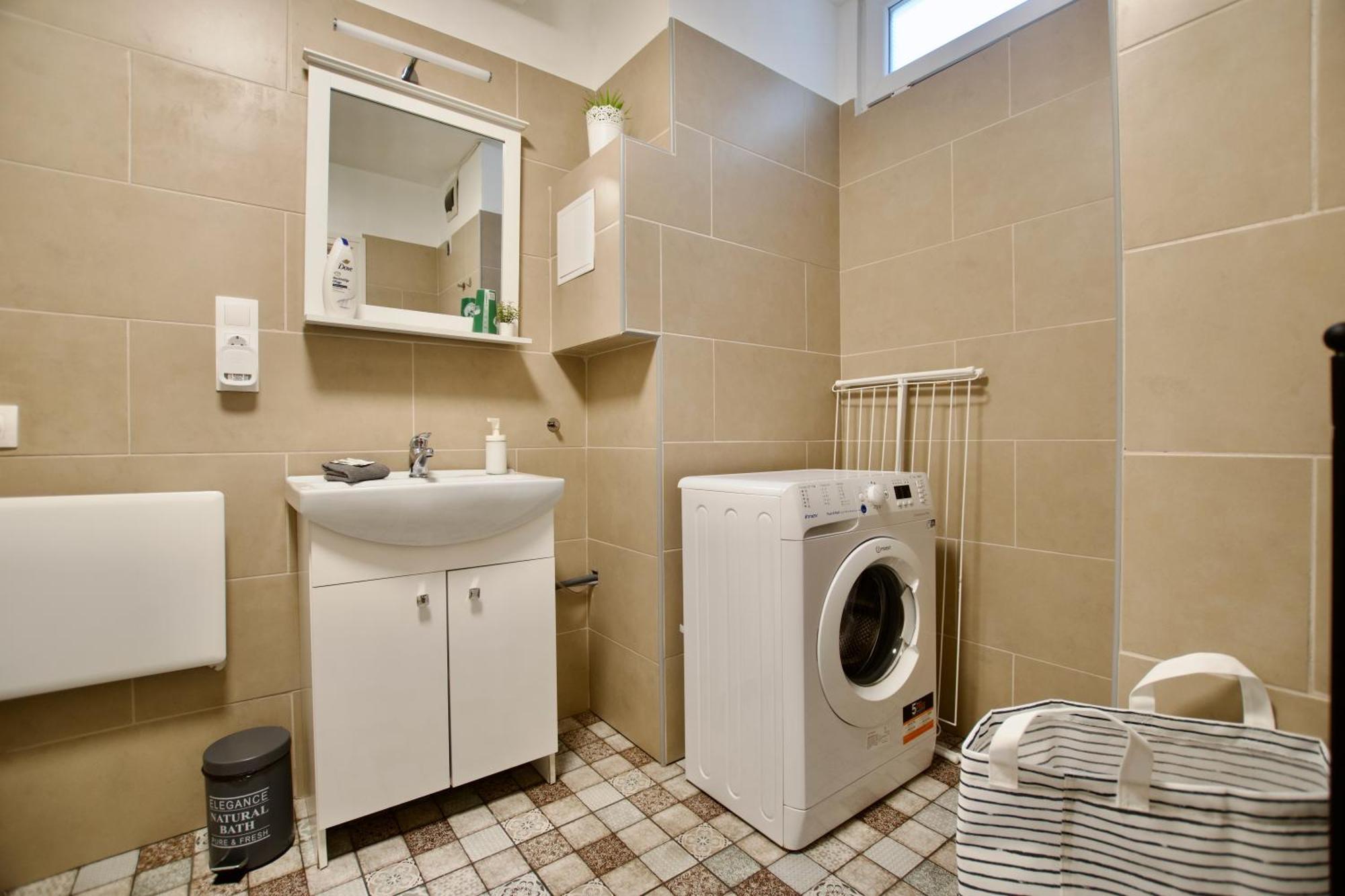 Studio Apartment By Hi5- Rozsa Street Boedapest Buitenkant foto